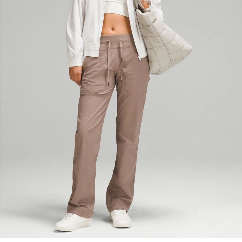 Lululemon Dance Studio size 6